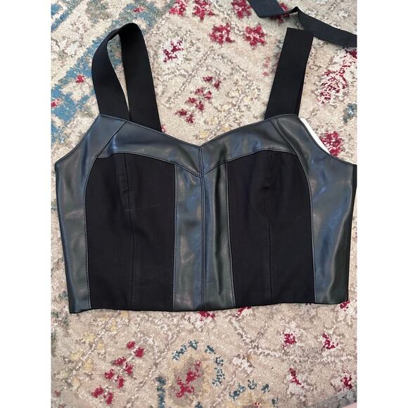 CAbi #4577 Women's Jet Black Bralette Faux Leather Ponte Knit Stretch Top Size M - Picture 9 of 10